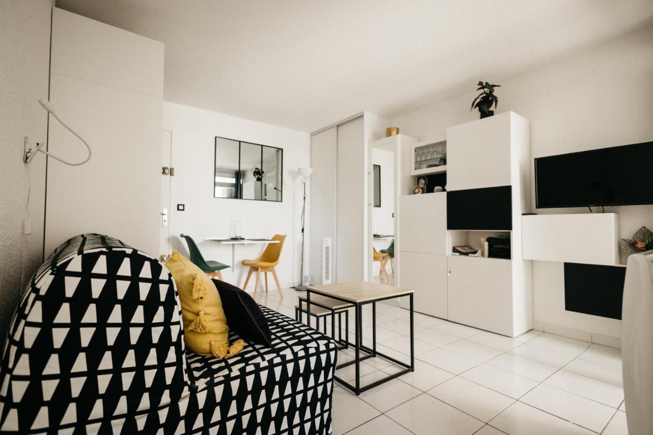 Appartement Cosy T1, A 10 Minutes A Pieds Des Plages Fréjus